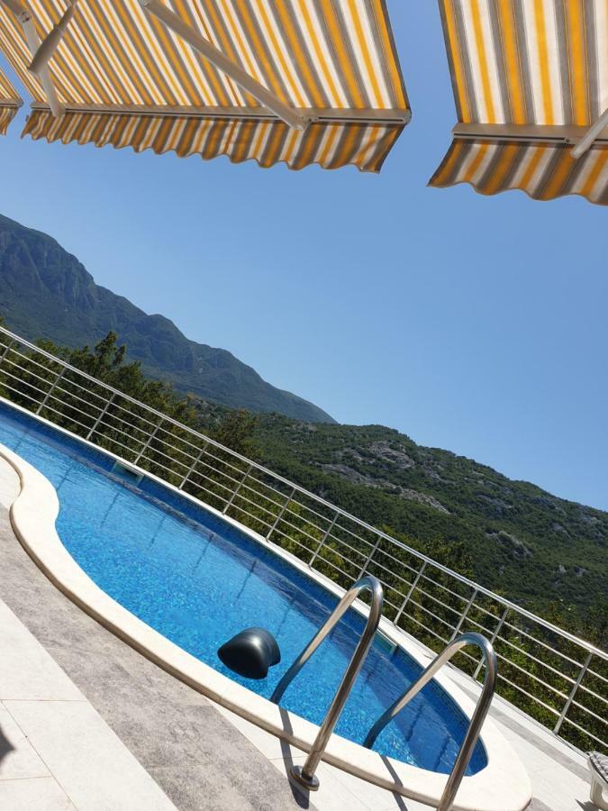 Whitehouse Villa Вирпазар Екстериор снимка